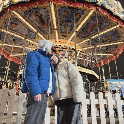 С кем ты там