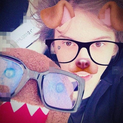 H00LI2010 (★ ^ ω ^)