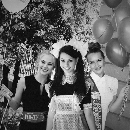 Звенит звонок