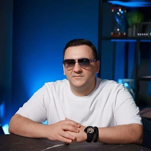 Никому тебя не отдам