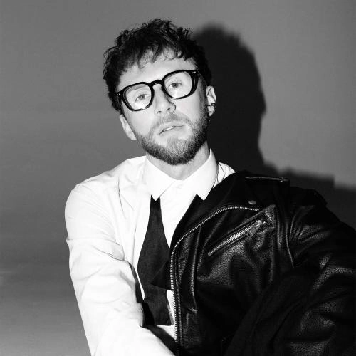 Недостаточно